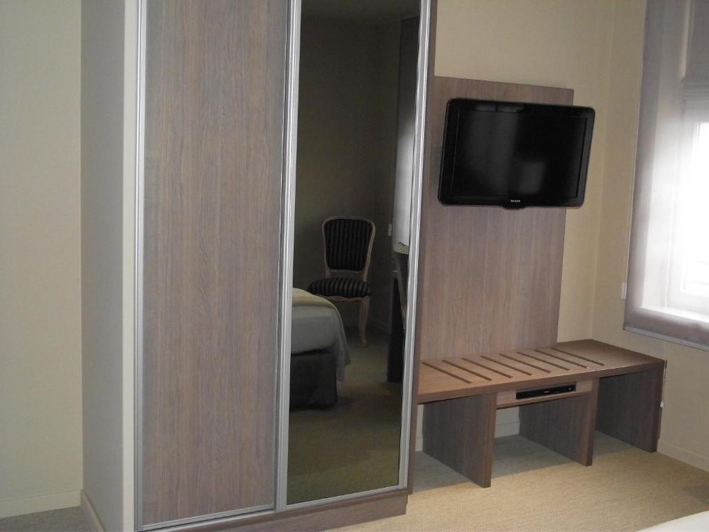 Hostellerie Au Cygne 비상부르 객실 사진