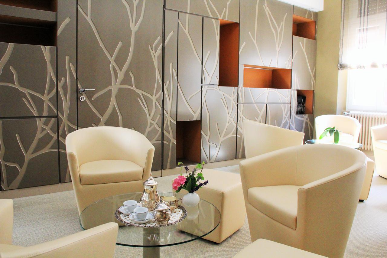 Hostellerie Au Cygne 비상부르 외부 사진