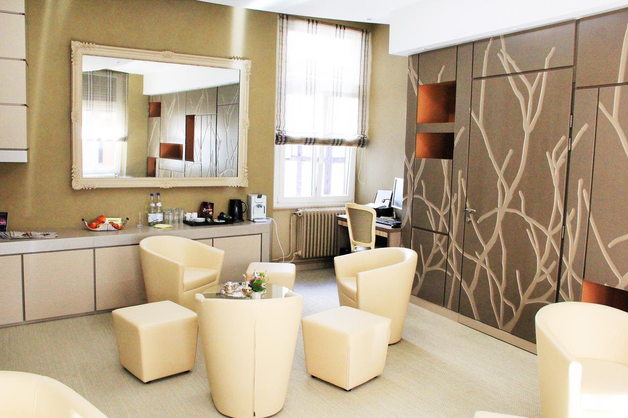 Hostellerie Au Cygne 비상부르 외부 사진