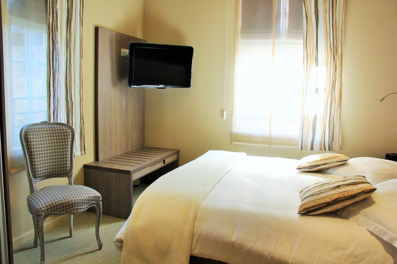 Hostellerie Au Cygne 비상부르 외부 사진