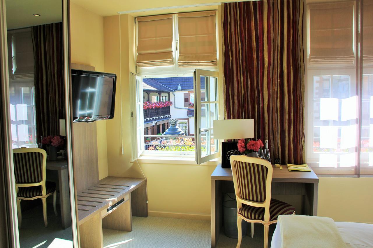 Hostellerie Au Cygne 비상부르 외부 사진