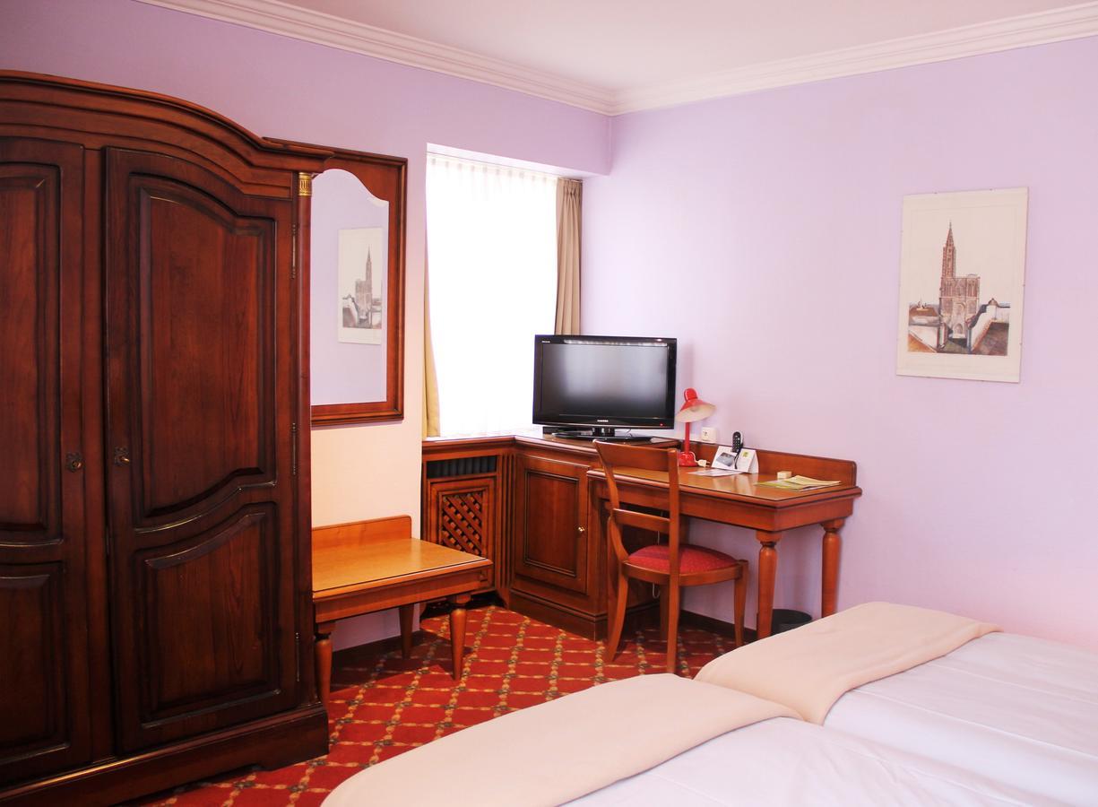 Hostellerie Au Cygne 비상부르 외부 사진