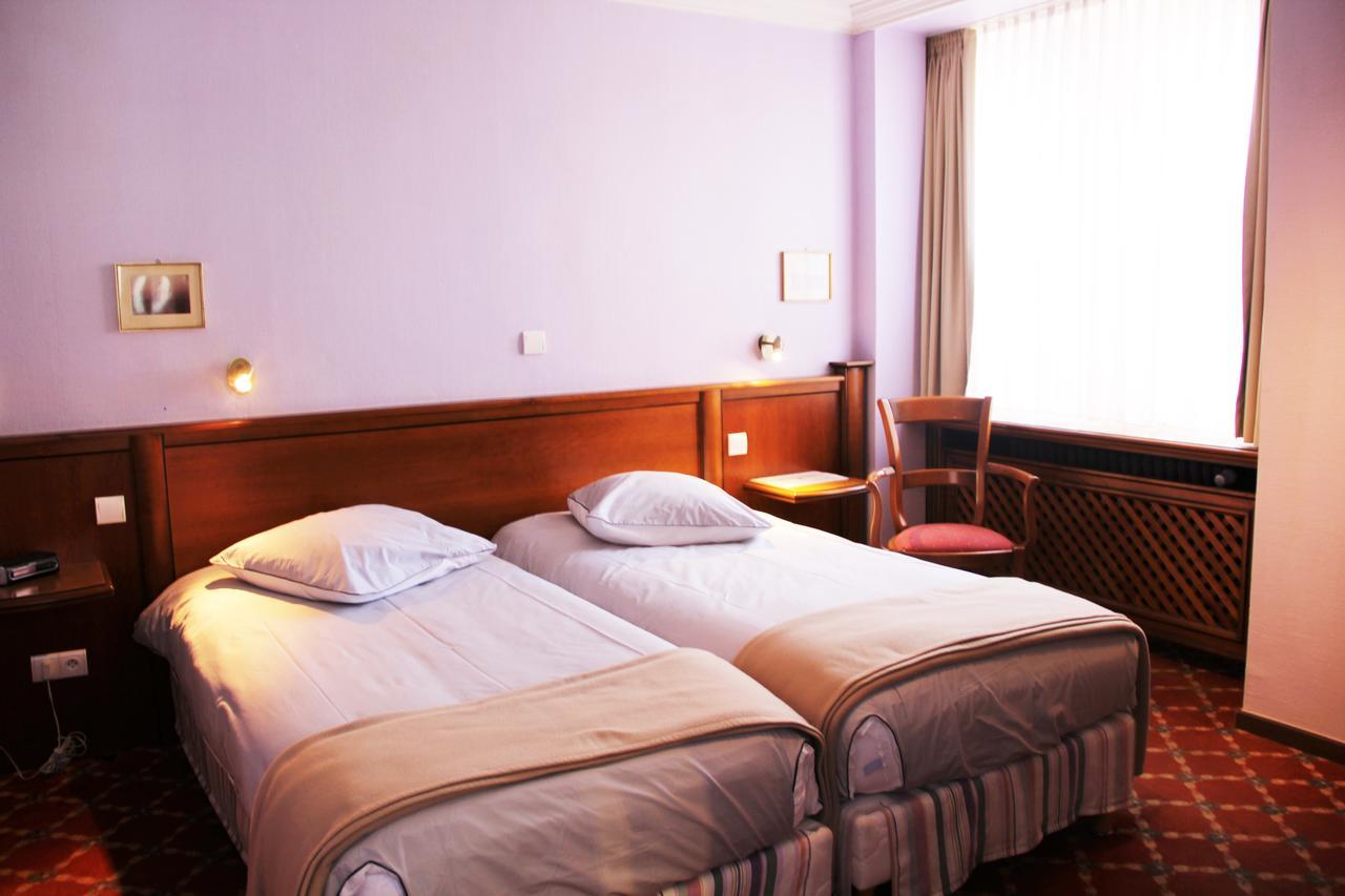 Hostellerie Au Cygne 비상부르 외부 사진
